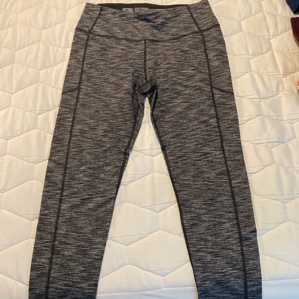 Victoria Secret Mid-Rise Active Leggings